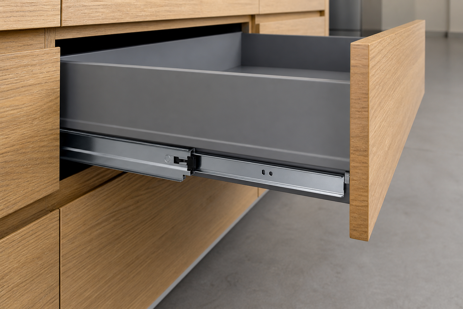 фурнитура Blum и Hettich для мебели: пример решения 2